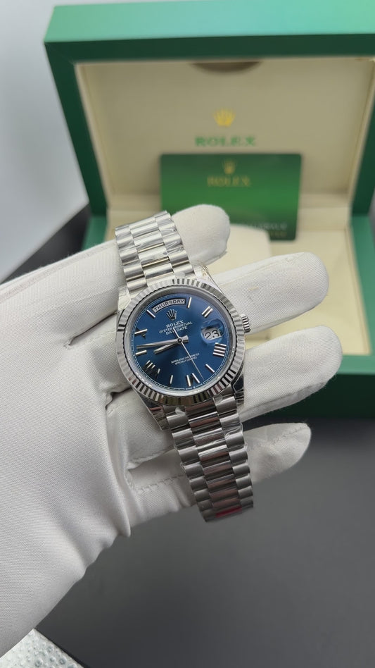 Silver with blue dial🔥