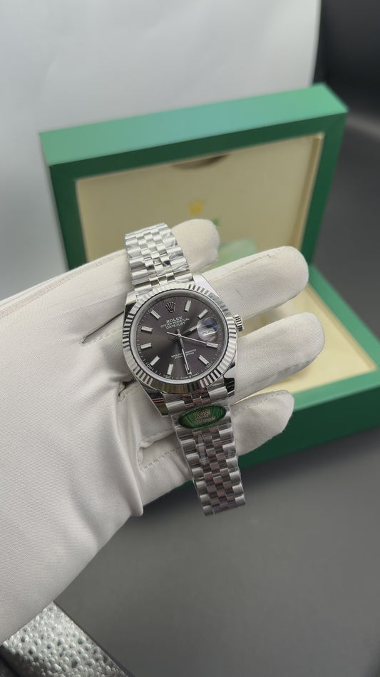 Silver with grey dial🔥